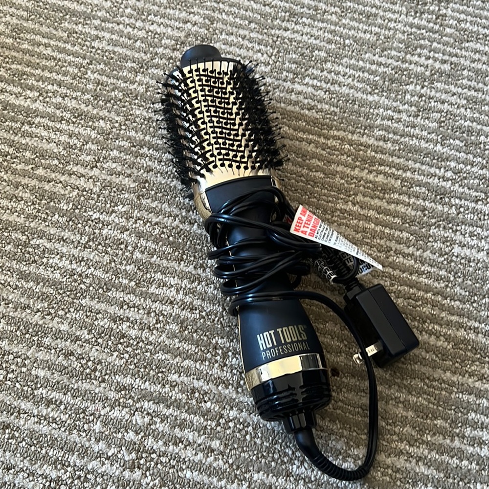 Hot tools blow dryer